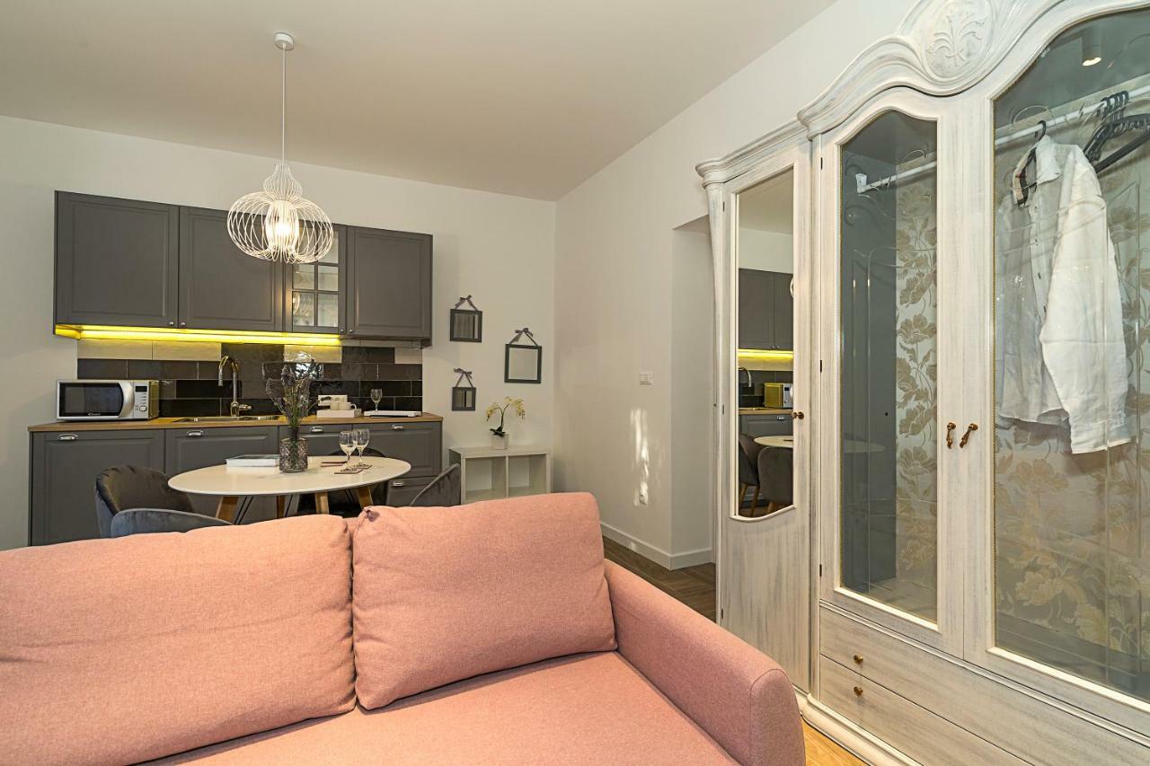 Studio Apartments Marcel Split Exterior foto